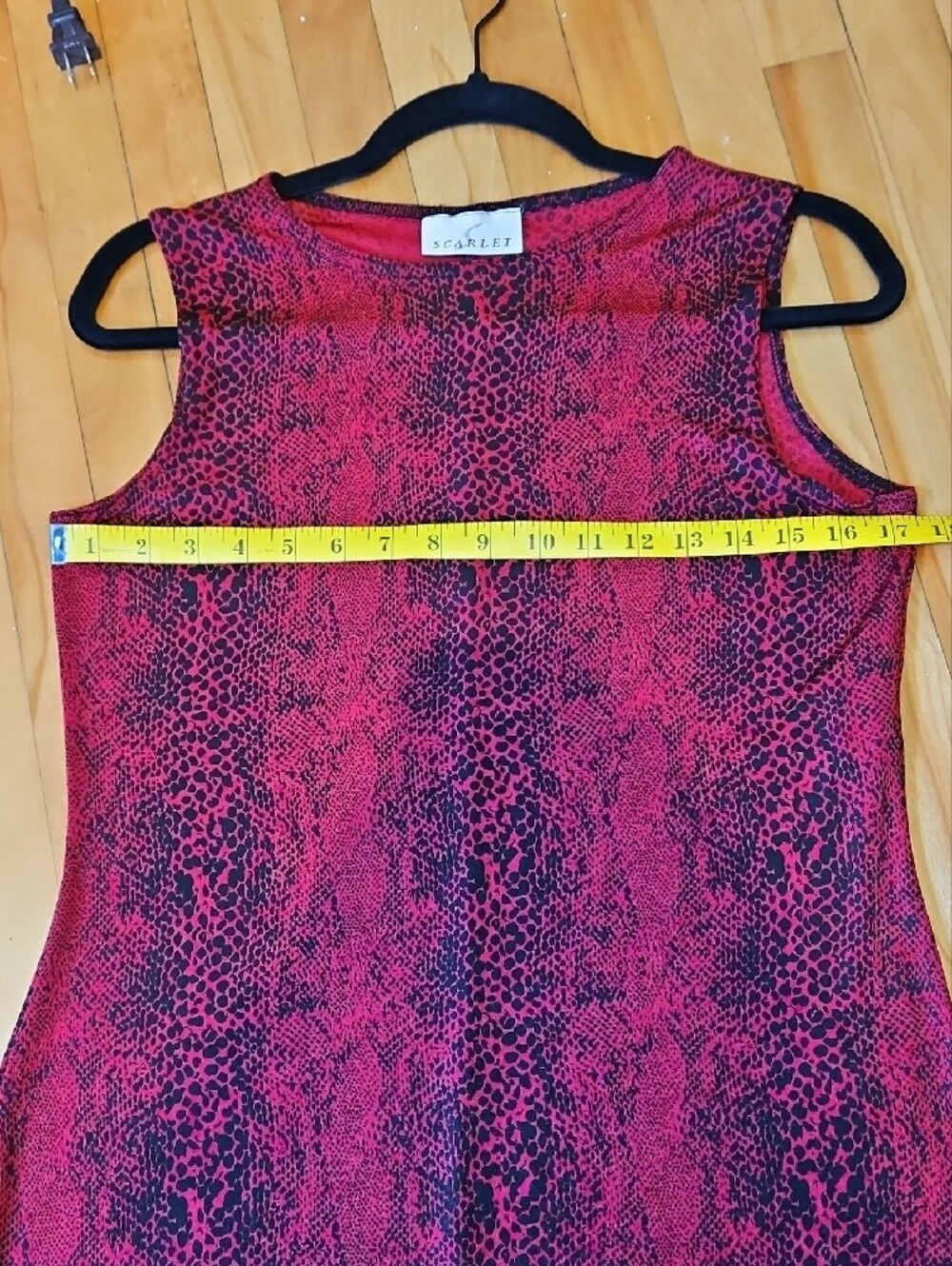 Scarlett Red and Black Sleeveless Midi Dress - Picture 5 of 7